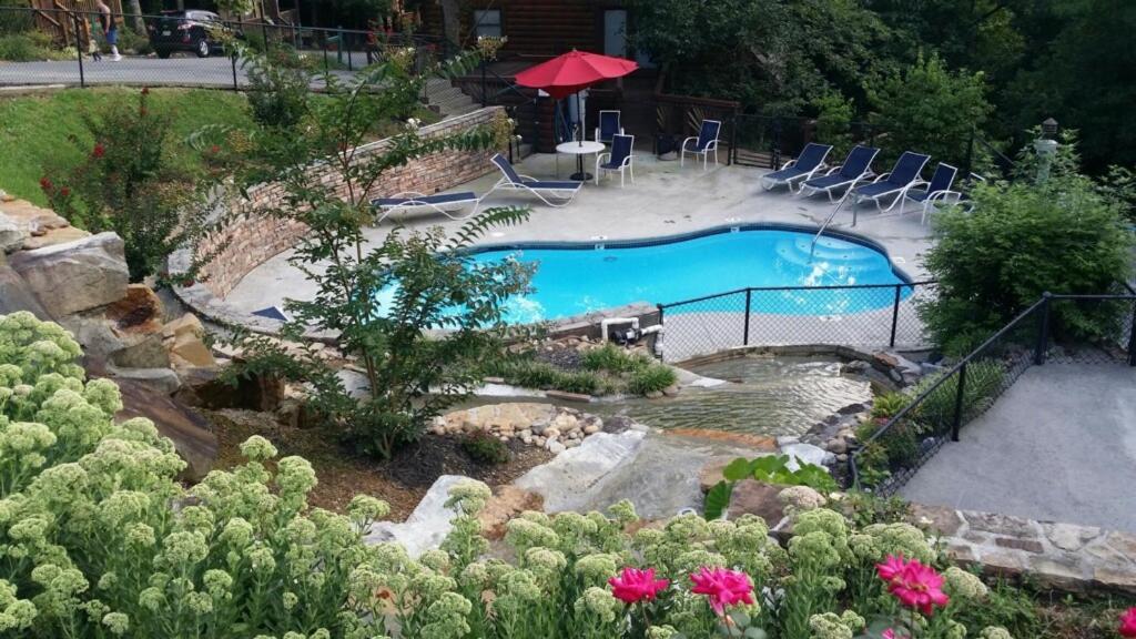 Villa Cozy Nest - Gatlinburg Cabin with Porch&Jacuzzi! Exterior foto